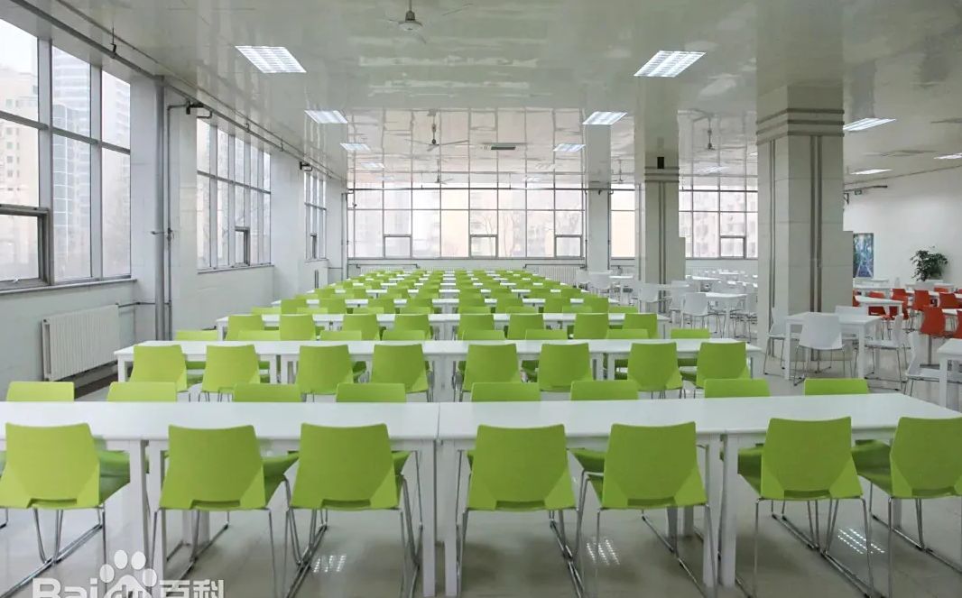 山東省濟(jì)南第七中學(xué)是公立還是私立,是重點(diǎn)中學(xué)嗎？