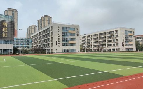 濟(jì)南高新區(qū)實(shí)驗(yàn)中學(xué)簡介概況（建校歷史、地址、師資、校訓(xùn)、環(huán)境）