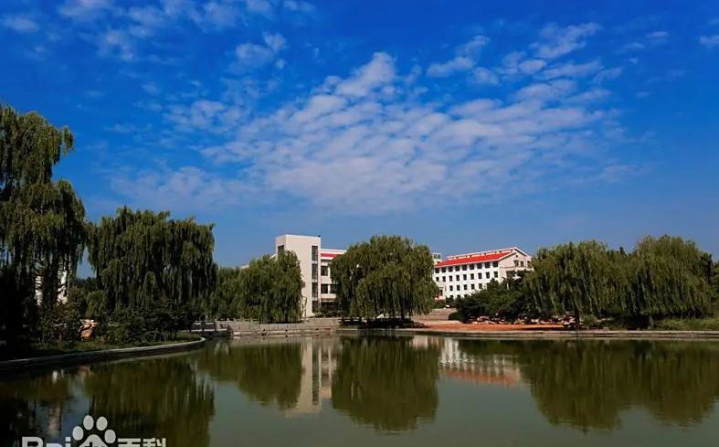 章丘市第一中學(xué)校區(qū)在哪_在什么區(qū)？