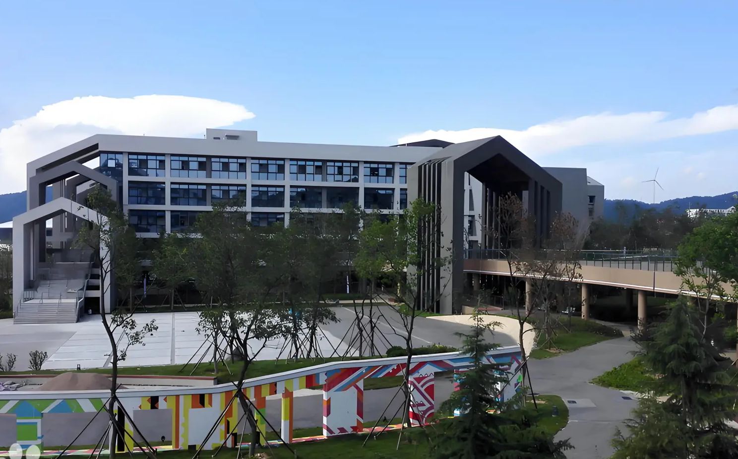 山東省青島第六中學(xué)在青島的排名第幾,屬于什么檔次？