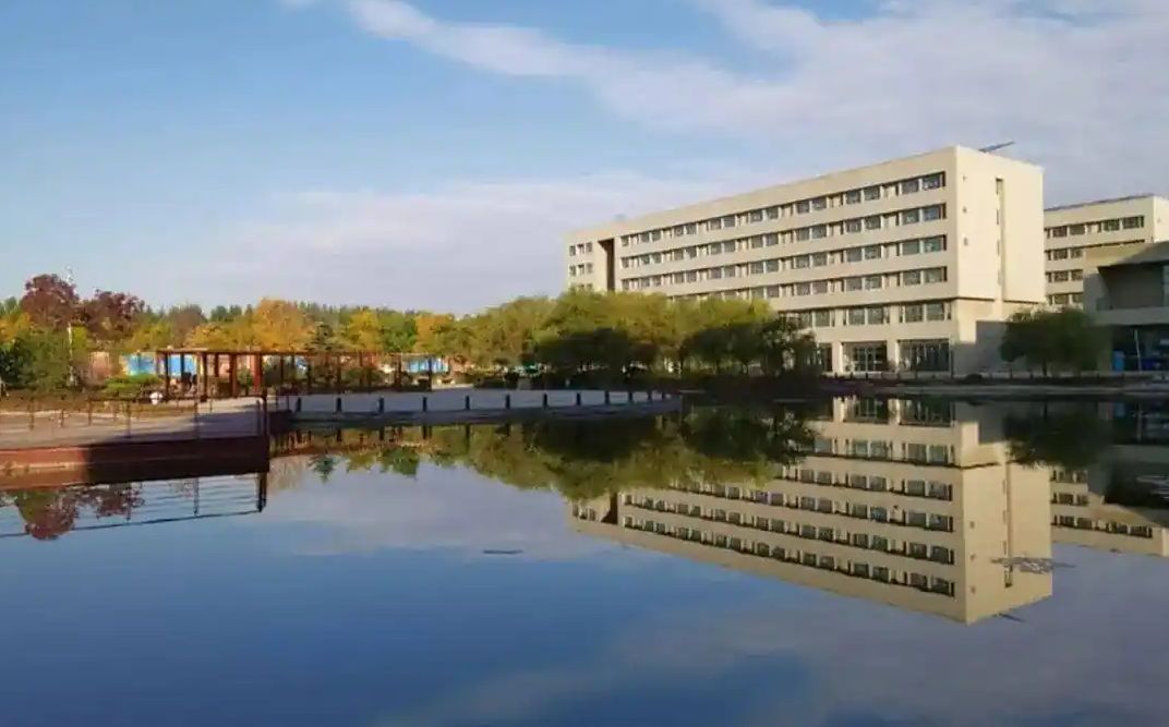 青島市即墨區(qū)第二中學校區(qū)在哪_在什么區(qū)？