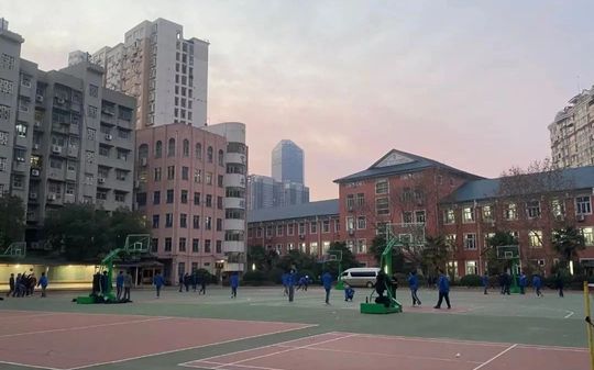 武漢市育才高級中學(xué)簡介概況（建校歷史、地址、師資、校訓(xùn)、環(huán)境）