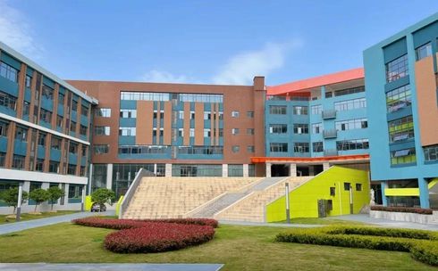 武漢市育才高級中學(xué)簡介概況（建校歷史、地址、師資、校訓(xùn)、環(huán)境）