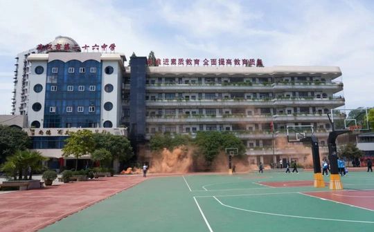 武漢市第二十六中學簡介概況（建校歷史、地址、師資、校訓、環(huán)境）