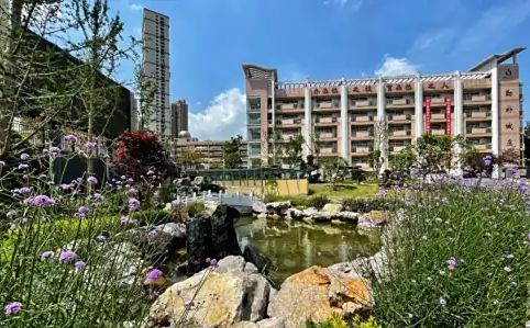 武漢市第二十三中學(xué)簡(jiǎn)介概況（建校歷史、地址、師資、校訓(xùn)、環(huán)境）