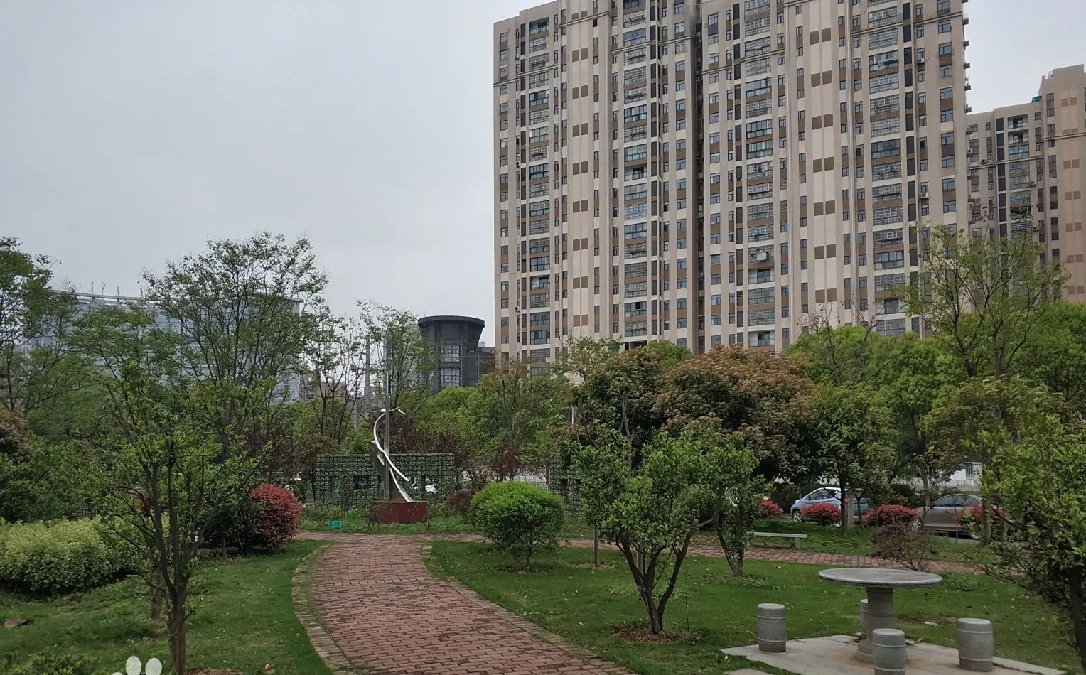 武漢市漢南第一中學(xué)校區(qū)在哪_在什么區(qū)？