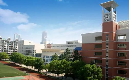 武漢外國語學(xué)校在武漢的排名第幾,屬于什么檔次？