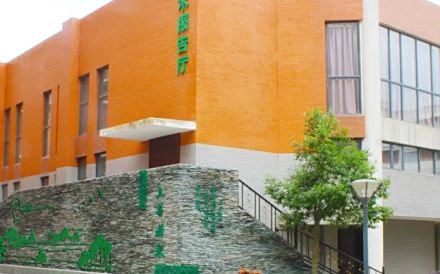 武漢常青一中簡介概況（建校歷史、地址、師資、校訓(xùn)、環(huán)境）