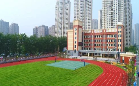 武漢市弘橋中學(xué)校區(qū)在哪_在什么區(qū)？