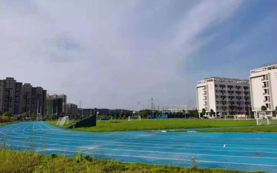 武漢市江夏區(qū)金口中學簡介概況（建校歷史、地址、師資、校訓、環(huán)境）