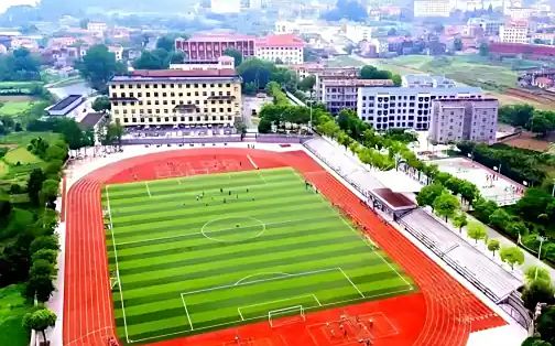 武漢市黃陂區(qū)第三中學(xué)簡(jiǎn)介概況（建校歷史、地址、師資、校訓(xùn)、環(huán)境）