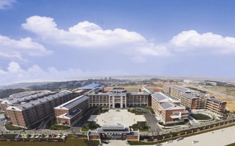 長沙市明德中學(xué)簡介概況（建校歷史、地址、師資、校訓(xùn)、環(huán)境）