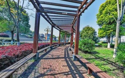 長(zhǎng)沙市南雅中學(xué)校區(qū)在哪_在什么區(qū)？