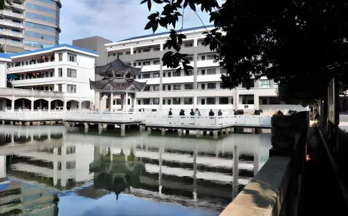 長沙市明德華興中學(xué)在長沙的排名第幾,屬于什么檔次？