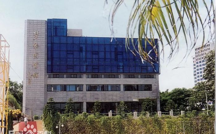 福建省廈門雙十中學校區(qū)在哪_在什么區(qū)？