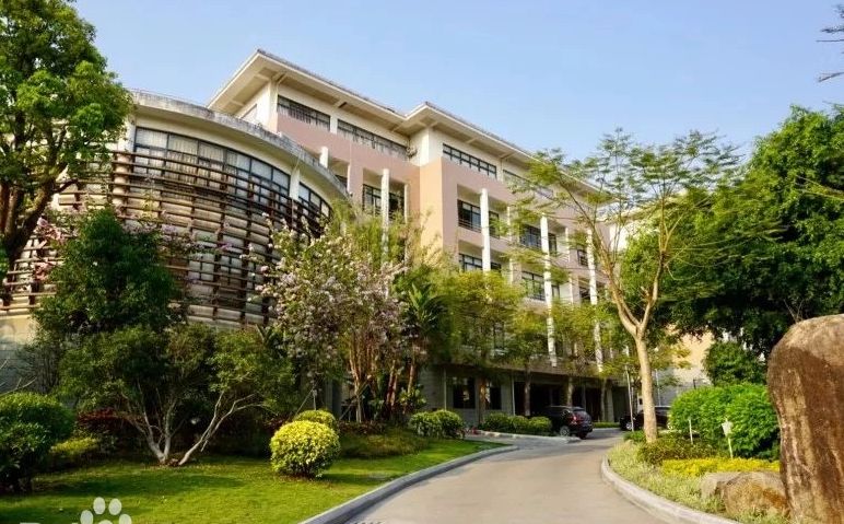 福建省同安第一中學(xué)是公立還是私立,是重點(diǎn)中學(xué)嗎？