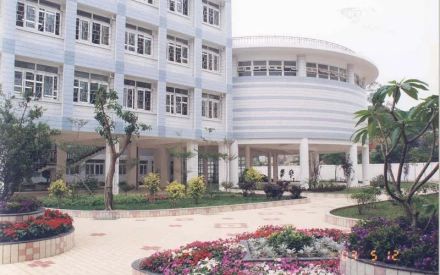 廈門(mén)大學(xué)附屬科技中學(xué)在廈門(mén)的排名第幾,屬于什么檔次？