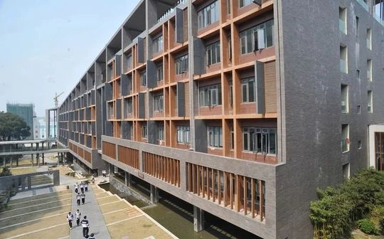 福州文博中學(xué)簡(jiǎn)介概況（建校歷史、地址、師資、校訓(xùn)、環(huán)境）