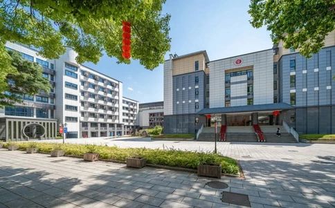 福建省福州第八中學簡介概況（建校歷史、地址、師資、校訓、環(huán)境）