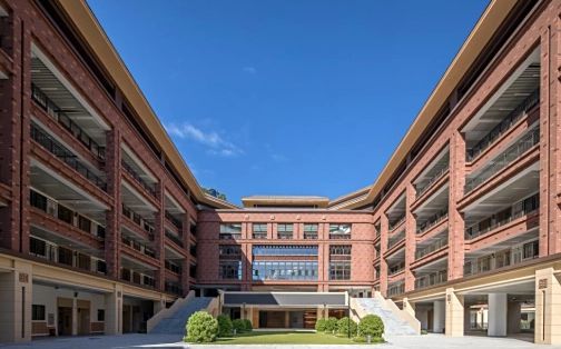 深圳市第二實(shí)驗(yàn)學(xué)校簡(jiǎn)介概況（建校歷史、地址、師資、校訓(xùn)、環(huán)境）