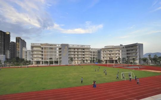 深圳市新安中學(xué)簡(jiǎn)介概況（建校歷史、地址、師資、校訓(xùn)、環(huán)境）