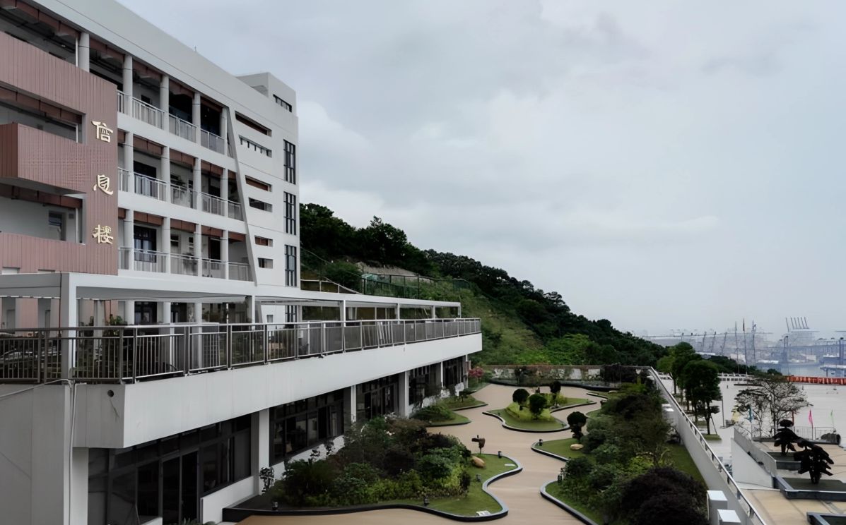 深圳市紅山中學(xué)校區(qū)在哪_在哪個(gè)區(qū)？